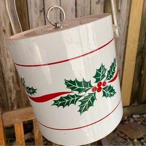Vintage vinyl Holly Ice Bucket With Lid & Clear handle.